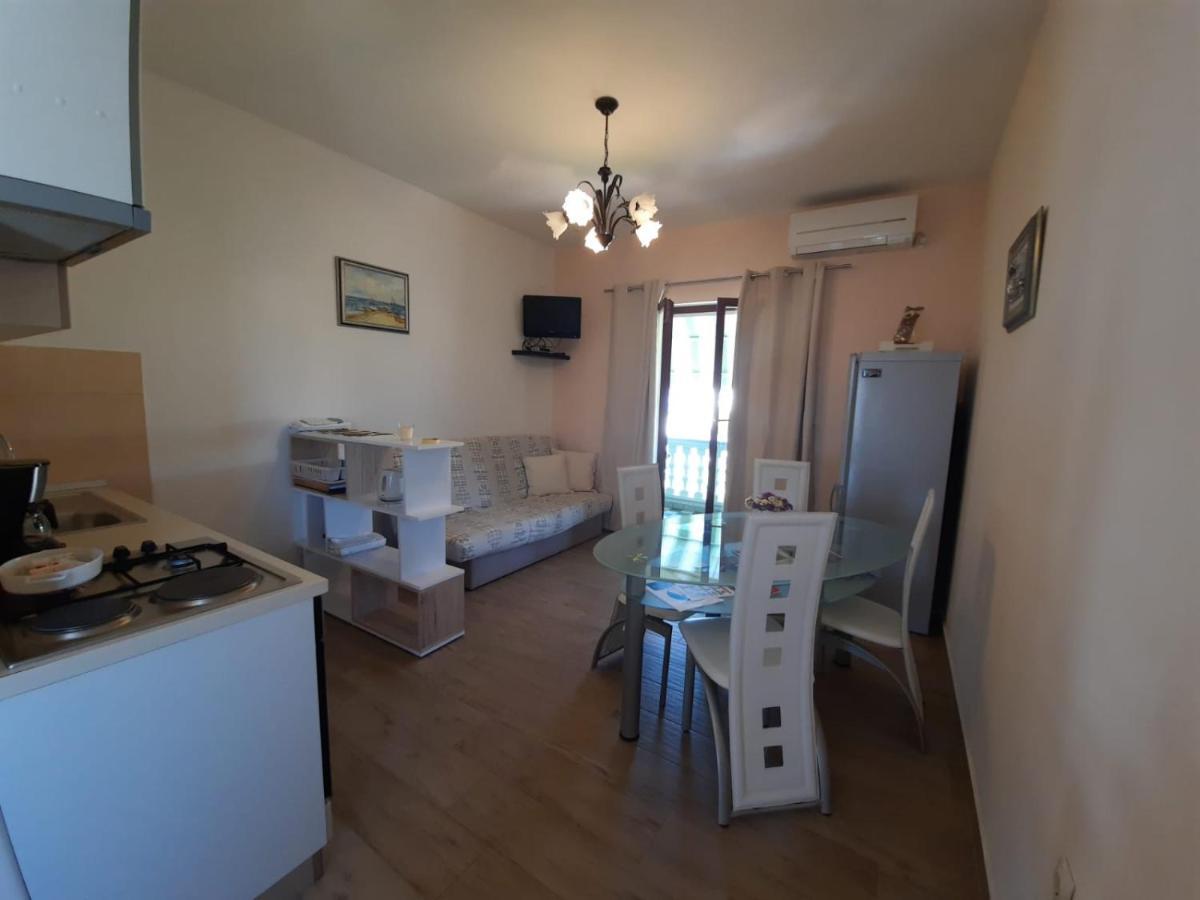 Apartman Barbir Sukošan Zewnętrze zdjęcie